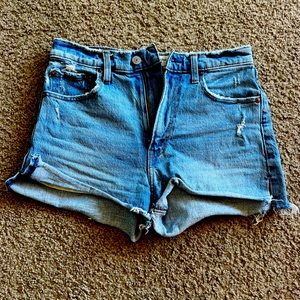AF Mom Jean shorts size 25